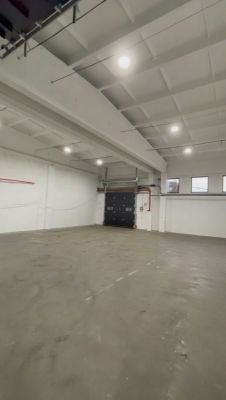 Теплый склад без колонн, производство 931 м²